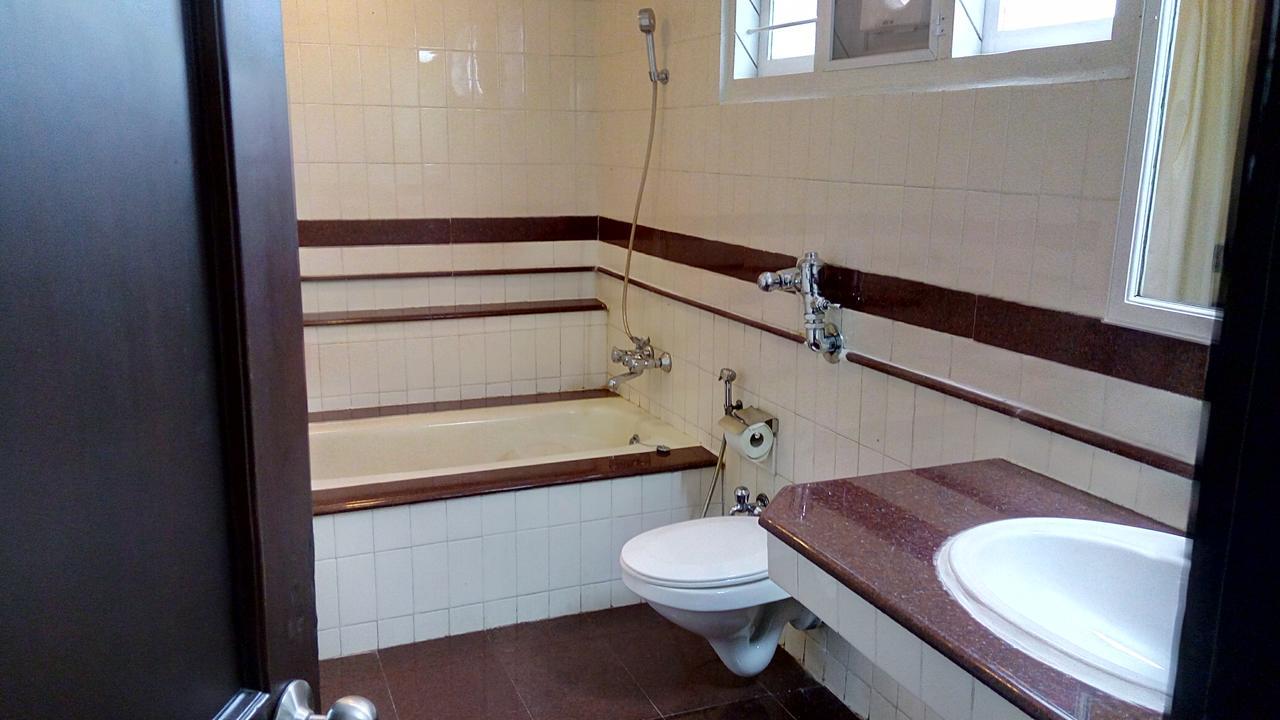 Ats Willingdon Hotel Kochi Exterior foto